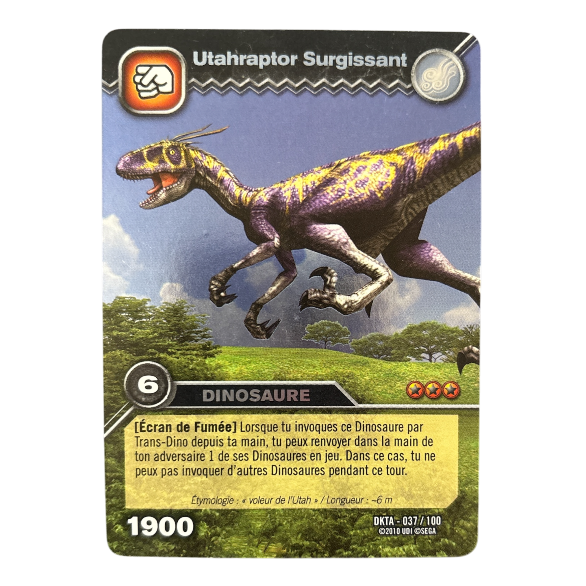 DKTA-037 Utahraptor Surgissant